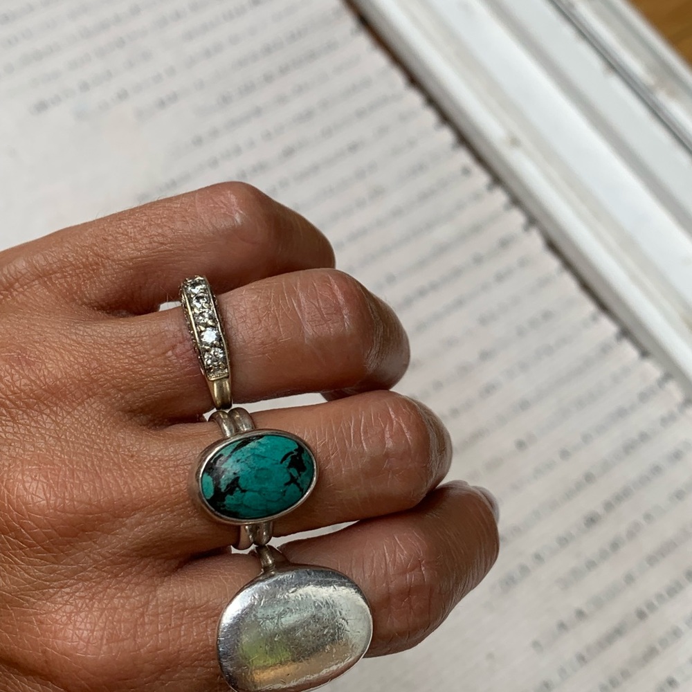 Handmade Tibetan turquoise oval statement Ring. 925 sterling silver